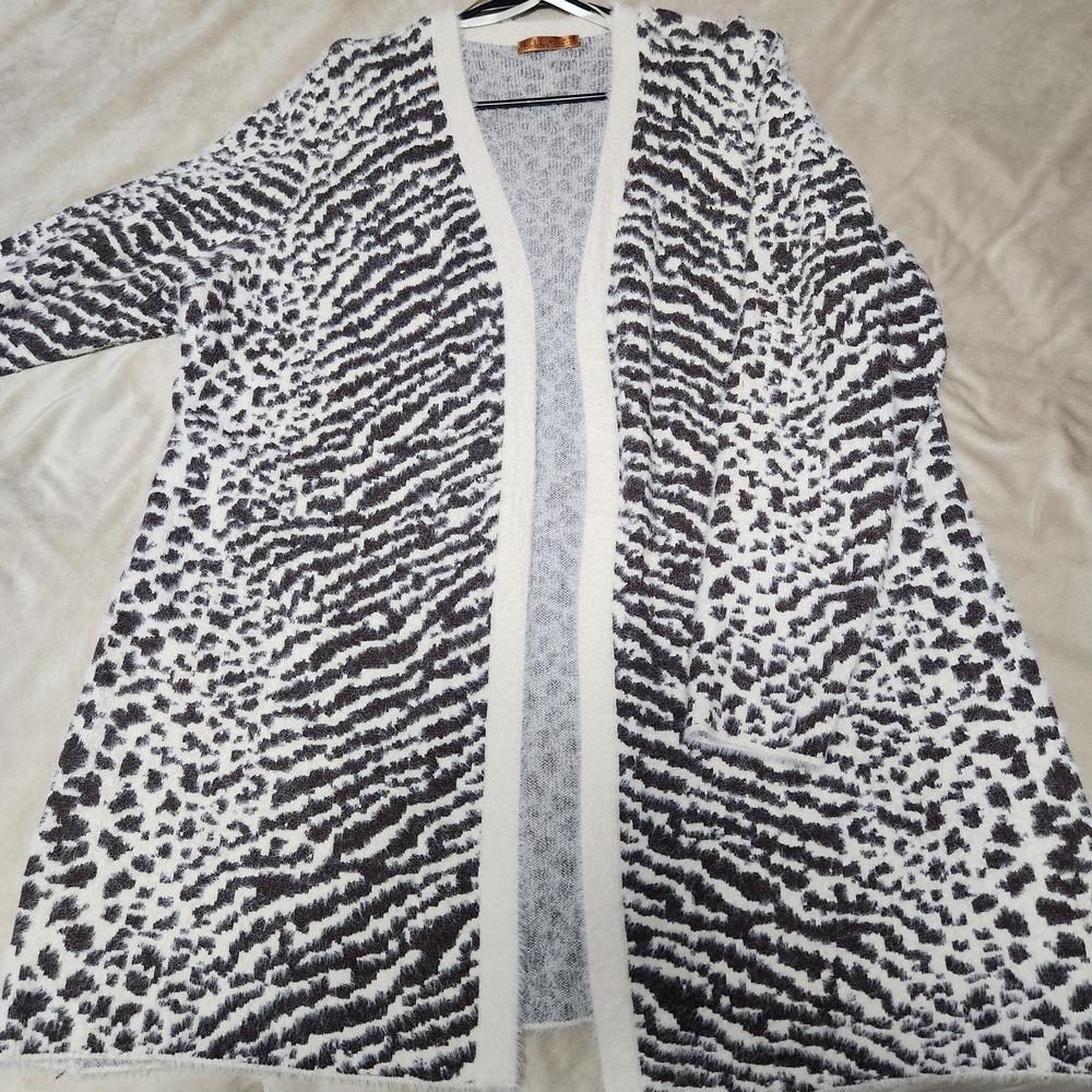 Belldini Black and White Patterned Cardigan